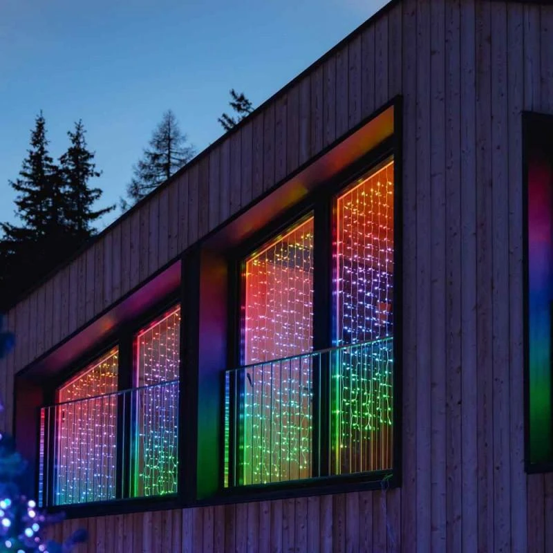 Kalėdinė išmanioji lempučių girlianda Twinkly Curtain 210L 5mm RGBW, užuolaidos, daugiaspalvės
