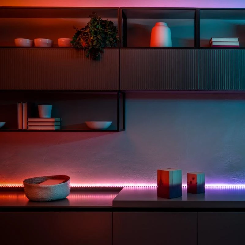 Twinkly Line išmanioji LED juostelė su RGB LED, 1,5 metro, juodas laidas, daugiaspalvė