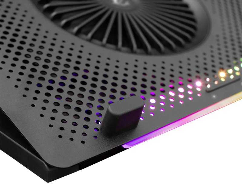 Aušinimo stovas nešiojamam kompiuteriui White Shark Ice Master, iki 15,6", 5 ventiliatoriai, RGB pašvietimas