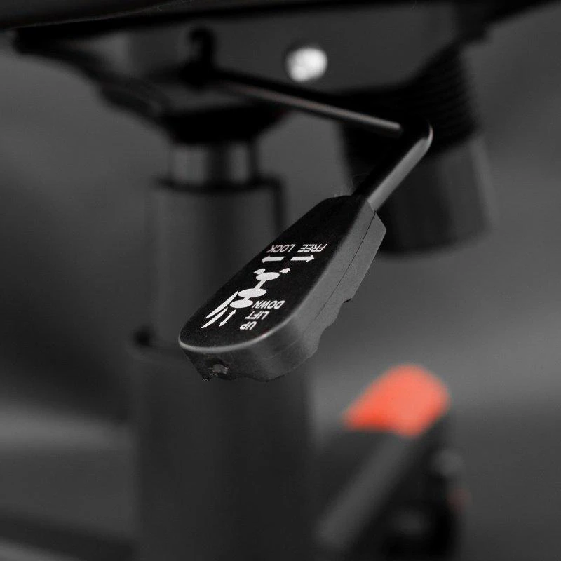 Žaidimų kėdė White Shark Dervish Gaming Chair, Juoda-raudona