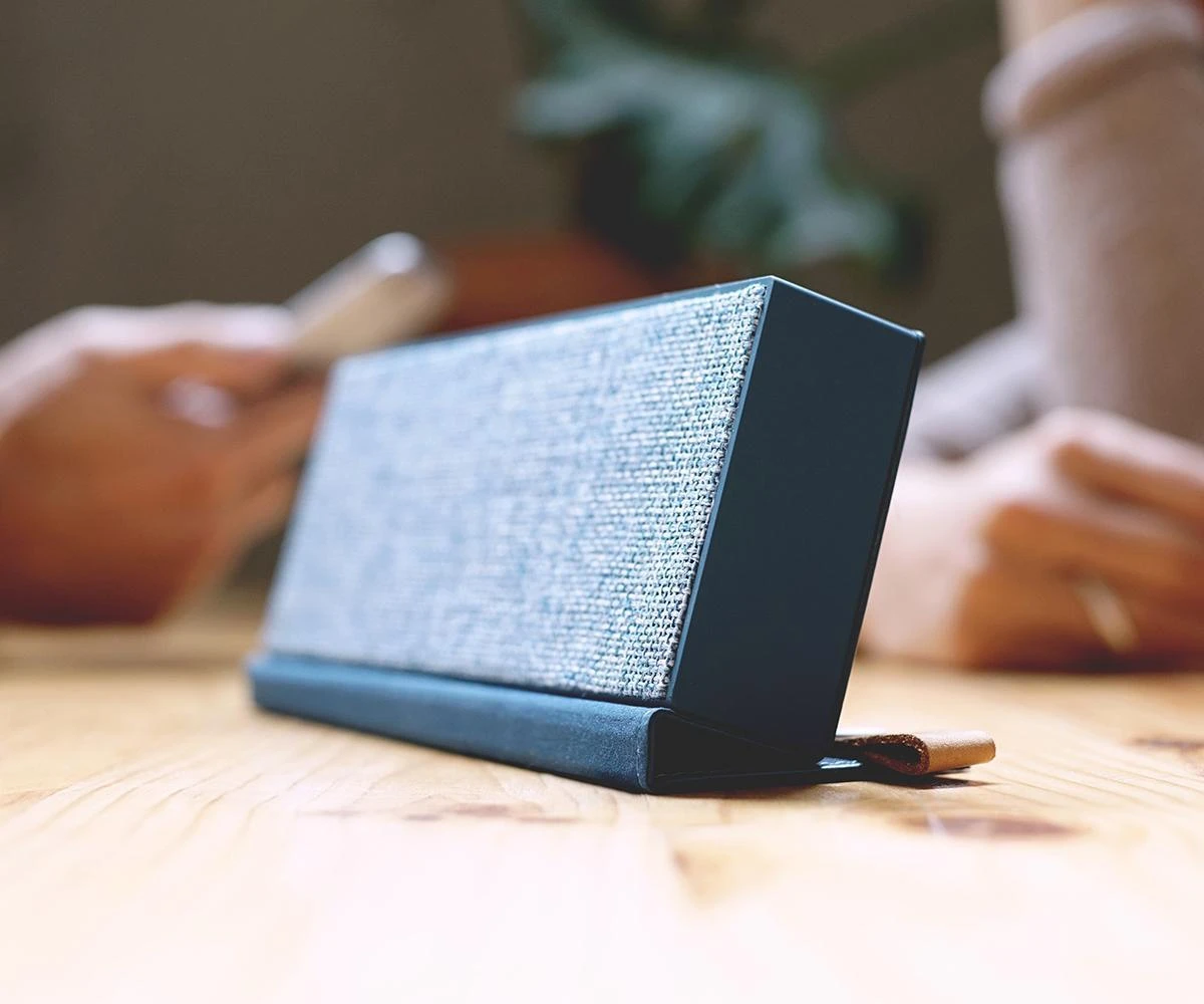 Fresh'n Rebel kolonėlė Rockbox Fold Fabriq Edition indigo spalvos