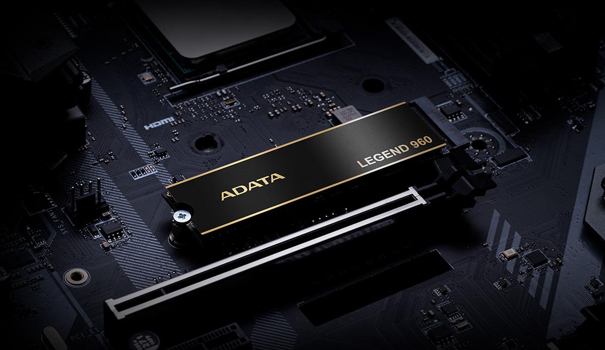 Kietasis diskas Adata LEGEND 960 MAX M.2 NVMe PCIe4x4 2TB
