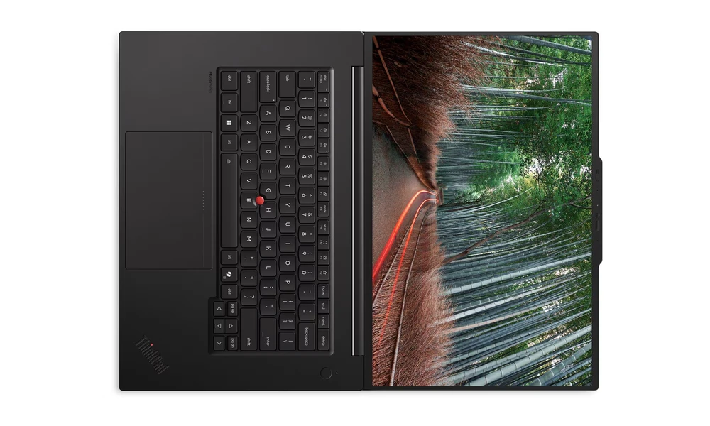 Nešiojamas kompiuteris Lenovo ThinkPad P1 Gen 9 | 16"/ IPS/ WUXGA/ neatspindintis | Intel Core™ Ultra 7 356H | 32 GB | 1 TB | NVIDIA® RTX PRO 1000 Blackwell Generation 8 GB GDDR7 Laptop GPU | Windows® 11 Pro