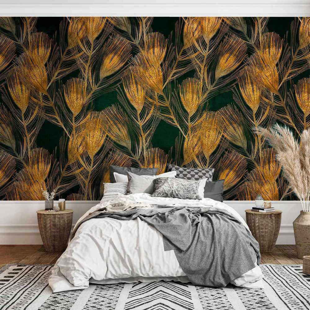 Artgeist Fototapetas - Golden peacock feathers - solid background with bird pattern on žalias background