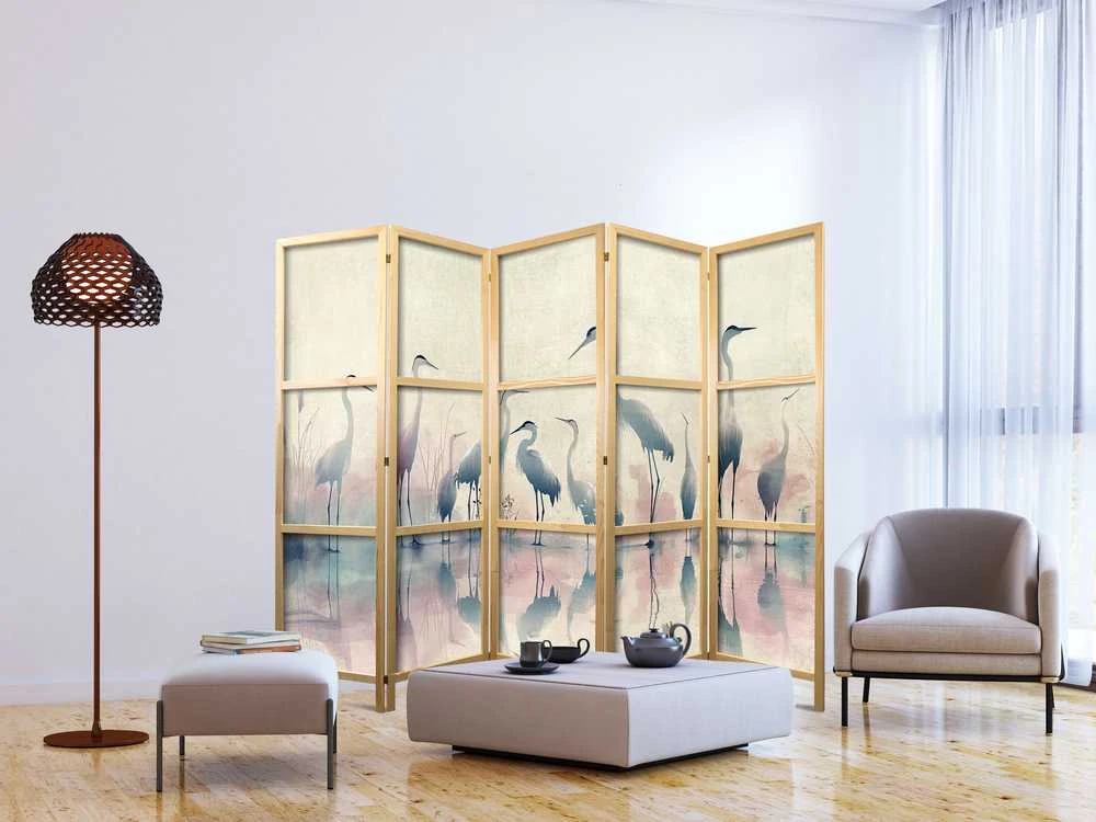Artgeist Japoniška kambario pertvara - Birds by the lake – herons painted in watercolours in delicate pilkas and pink colours