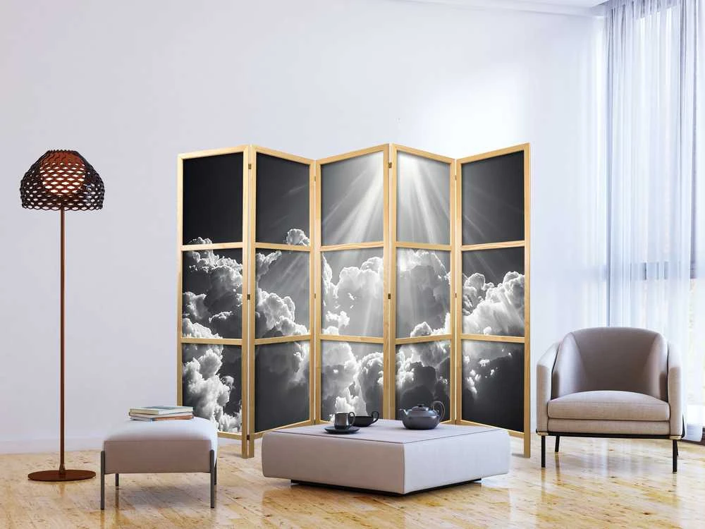 Artgeist Japoniška kambario pertvara - Hope in the Clouds: Inspiring Rays of the Sun – Awaken Emotions