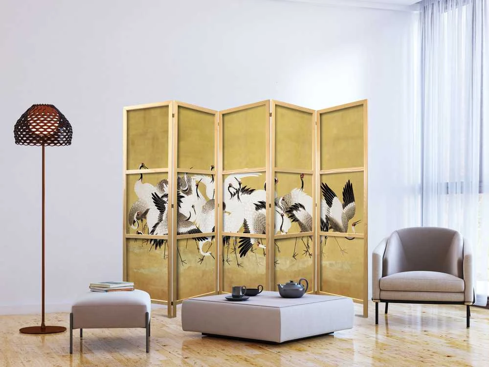 Artgeist Japoniška kambario pertvara - Japanese cranes - a flock of birds against a golden background based on a painting by Ishida Yūtei