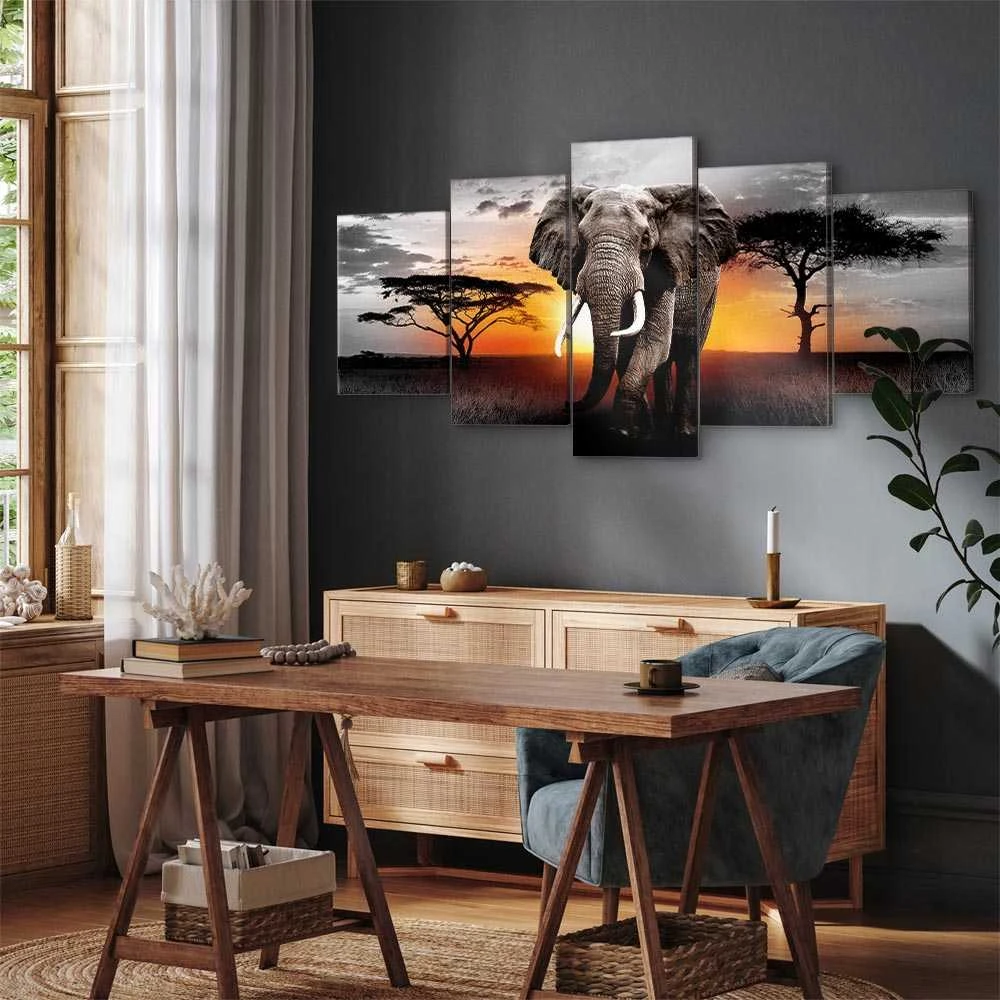 Artgeist Paveikslas - Elephant at Sunset