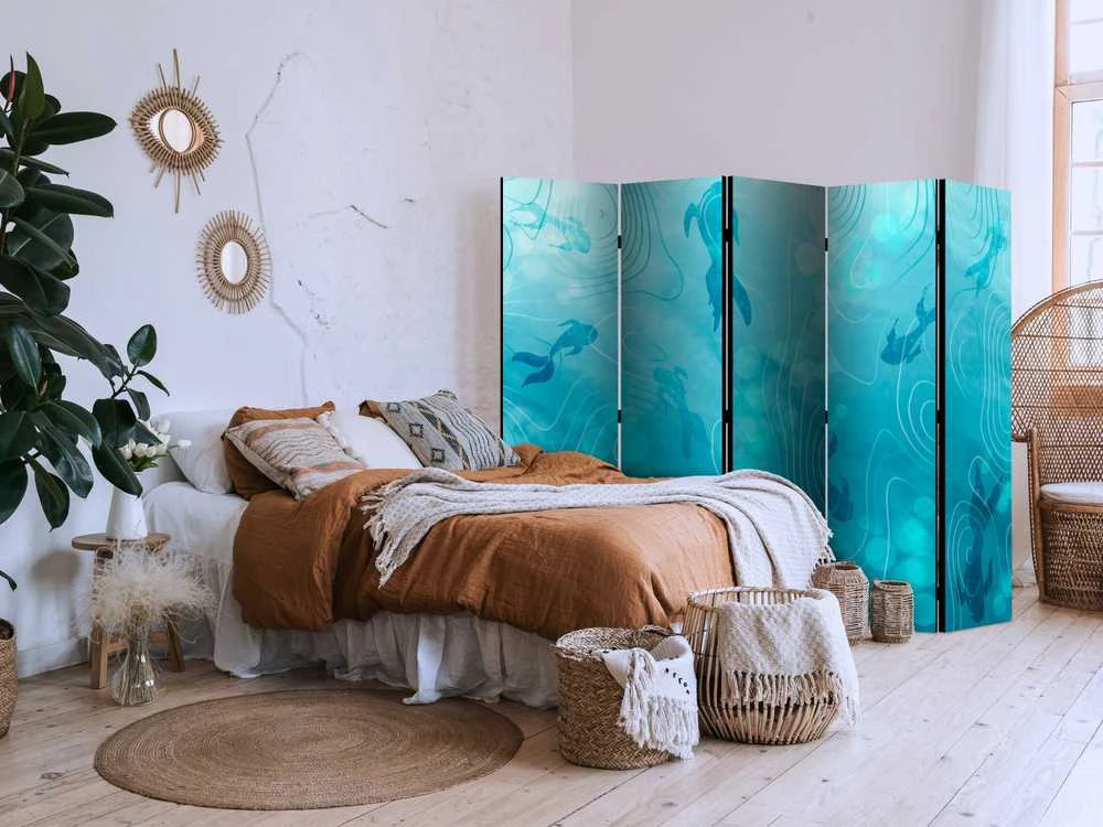 Artgeist Pertvara - Koi Fish Beneath the Water Surface - A Cluster of Japanese Fish in the Depths of the Pond in Shades of Navy and Mėlyna