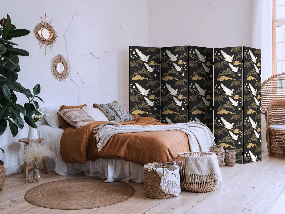 Artgeist Pertvara - Oriental impressions - decorative pattern with a motif of flying cranes on a dark background