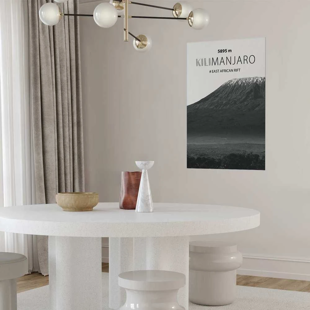 Artgeist Plakatas - The majestic Kilimanjaro mountain peak, crown of mountains, mountain landscape