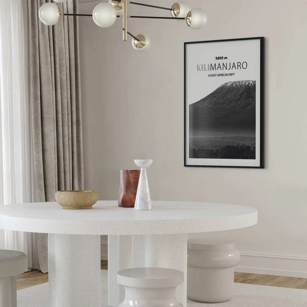 Artgeist Plakatas - The majestic Kilimanjaro mountain peak, crown of mountains, mountain landscape