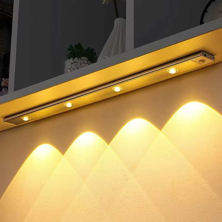 Sieninis šviestuvas Magnetinis LED įkraunamas šviestuvas su judesio davikliu (60 cm)