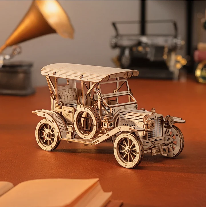 Robotime 3D medinis konstruktorius Retro automobilis