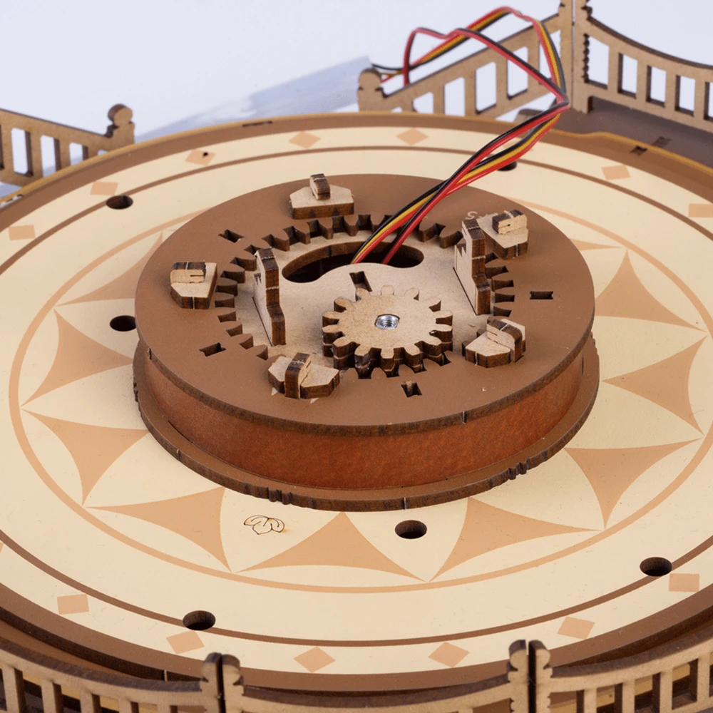 Robotime 3D medinis mechaninis konstruktorius MAGIŠKA KARUSELĖ