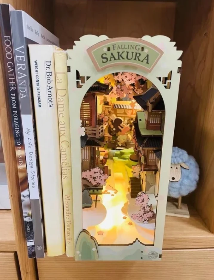 Robotime Mini namas 3D konstruktorius FALLING SAKURA