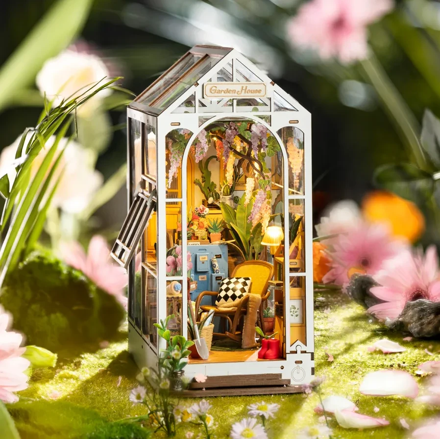 Robotime Mini namas 3D konstruktorius GARDEN HOUSE