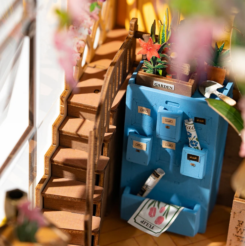 Robotime Mini namas 3D konstruktorius GARDEN HOUSE