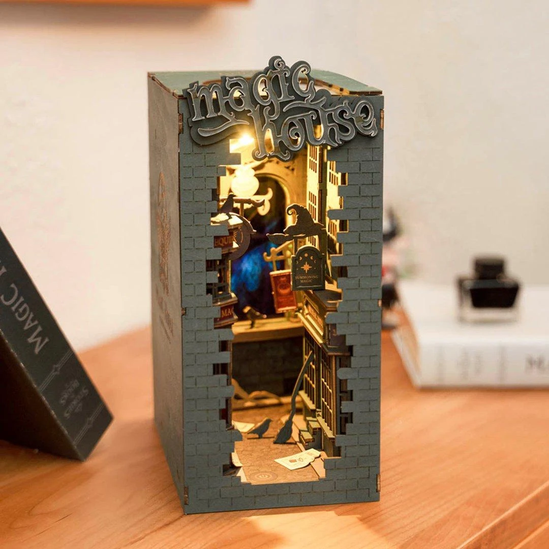 Robotime Mini namas 3D konstruktorius MAGIC HOUSE
