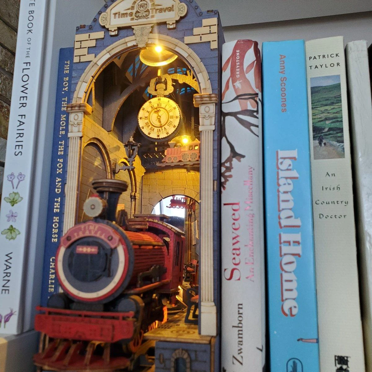 Robotime Mini namas 3D konstruktorius TIME TRAVEL