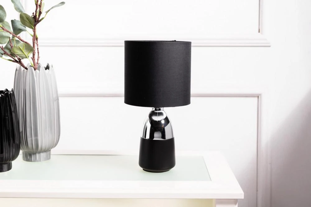 Lumarko Juodas and sidabrinis table lamp with a metal base, 16x31 cm