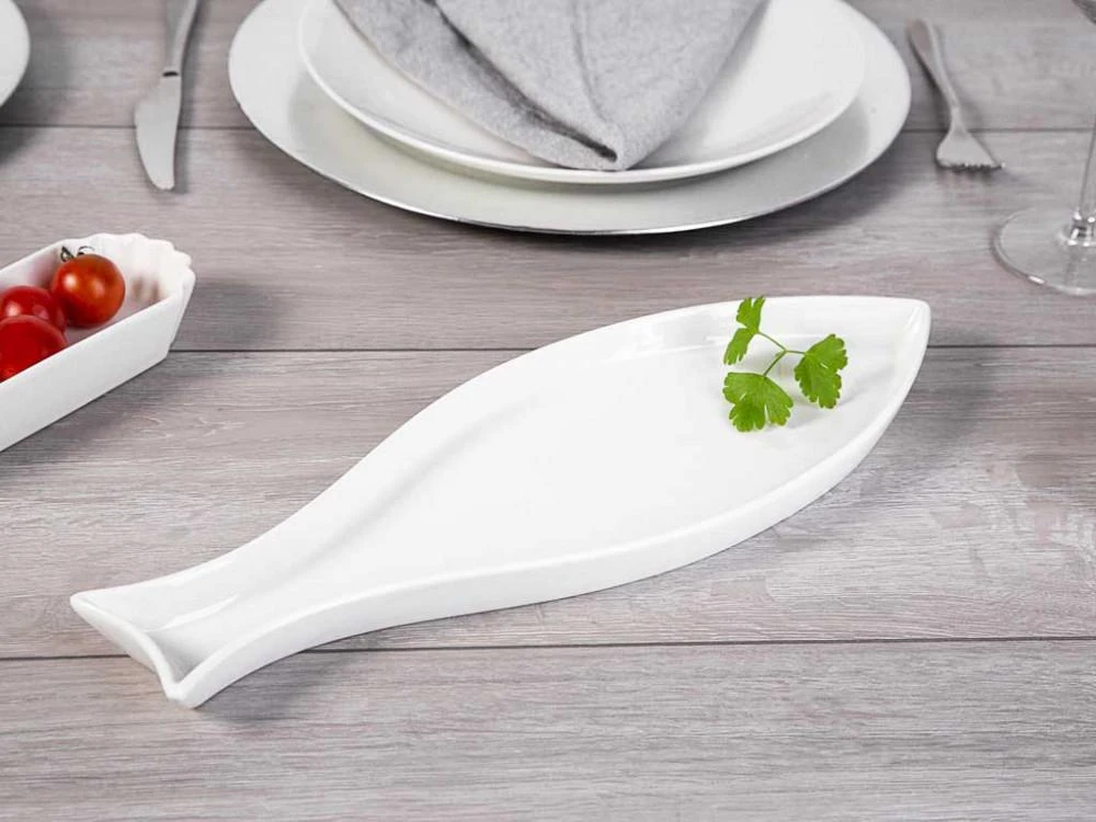 Regular fish shape dish 37,5X12,5 CM