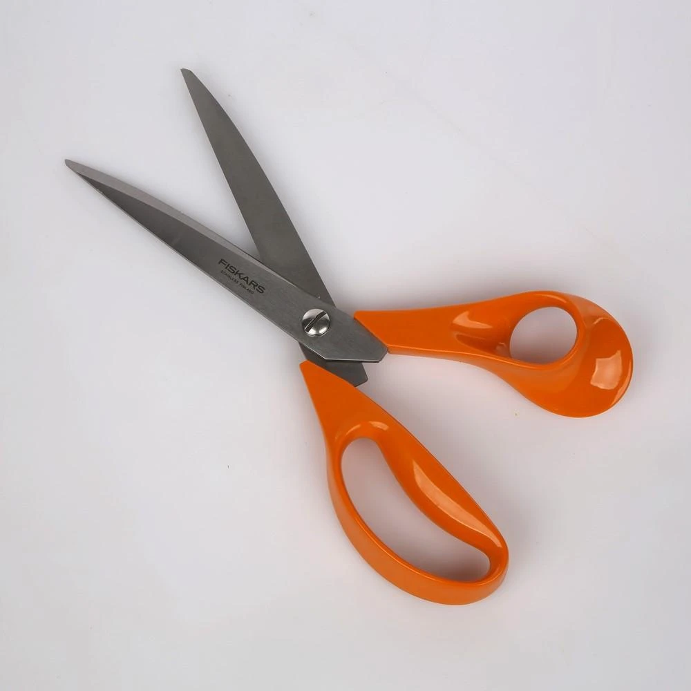 Didelės universalios Fiskars Classic žirklės  25 cm, Creating