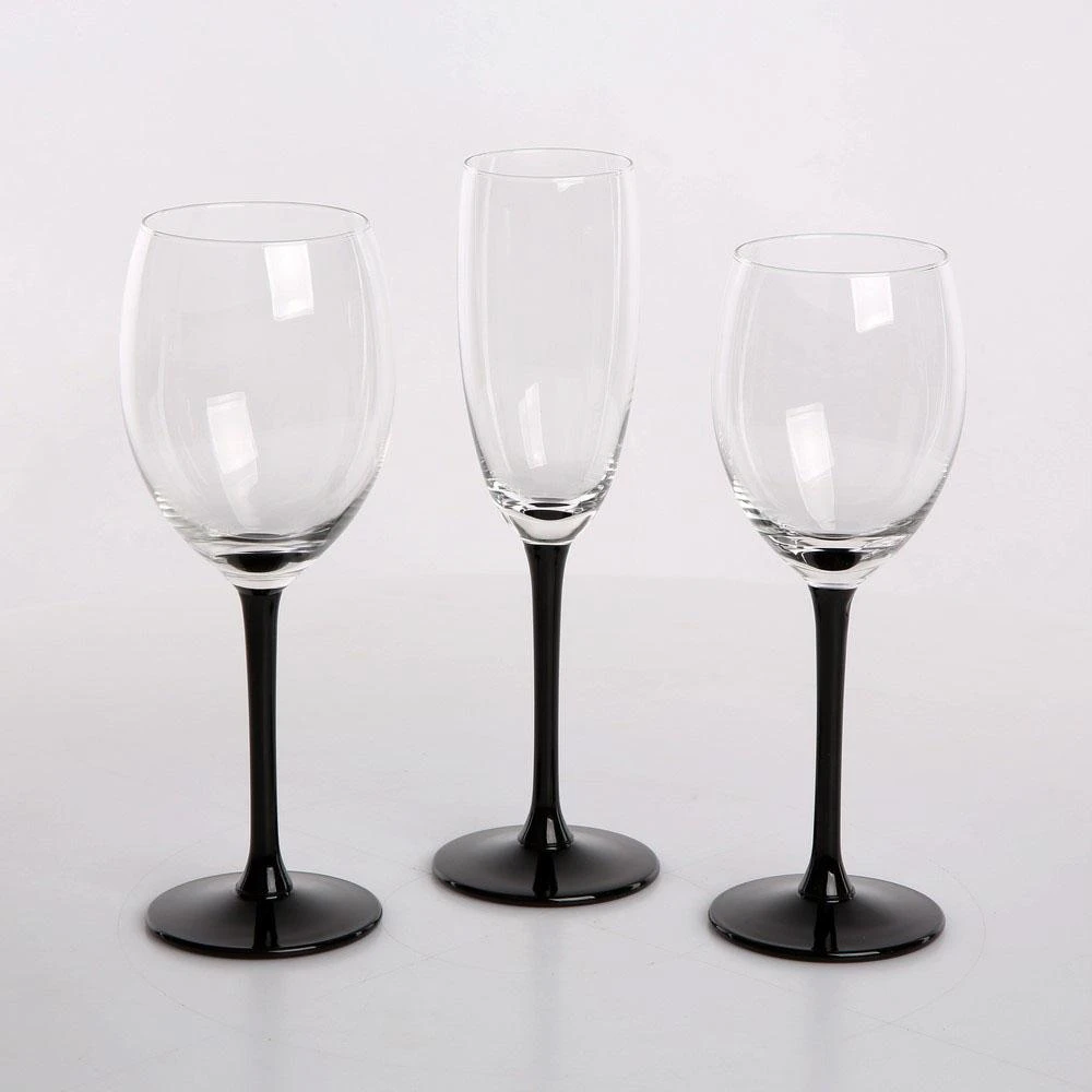 ONIKSO 6 TAKIŲ BALTO VYNO RINKINYS 250 ML