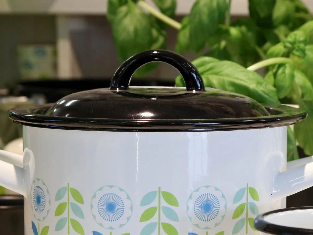 Emalinis puodo dangtis 24cm su gėlių raštu