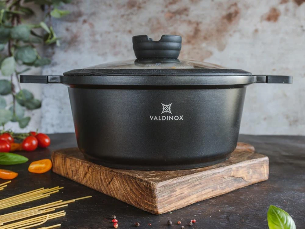 Valdinox Expert puodas 24 cm su dangčiu 4,5 l aprašymas - Prekės nuotrauka