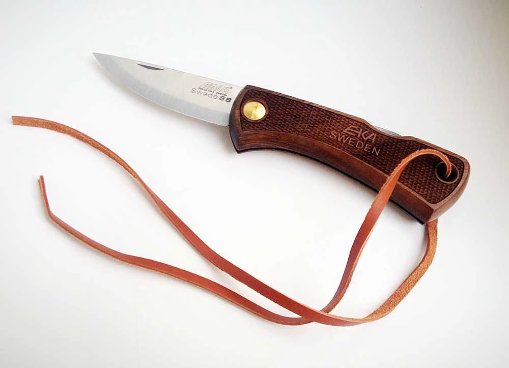 EKA Swede 88, walnut ,excellent folding knife for outdoor living.