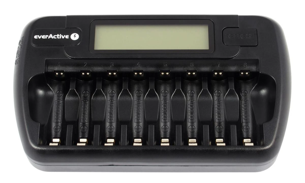 everActive 1-12 AA/AAA elementų kroviklis su LCD ekranu