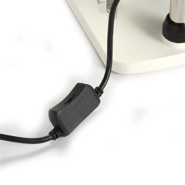 Skaitmeninis mikroskopas Levenhuk DTX 90 5Mpx 10x-300x