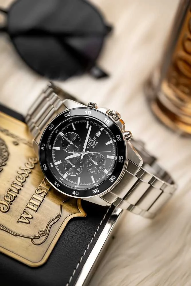 Laikrodis Casio Edifice EFR-526D-1AVUEF
