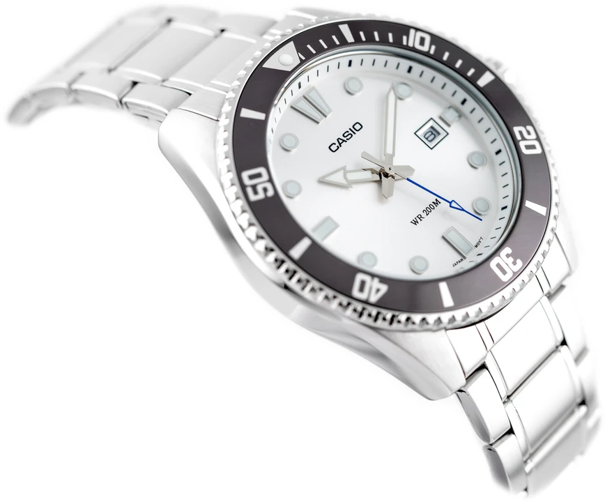 Casio kolekcijos MDV-107D-7AVEF laikrodis