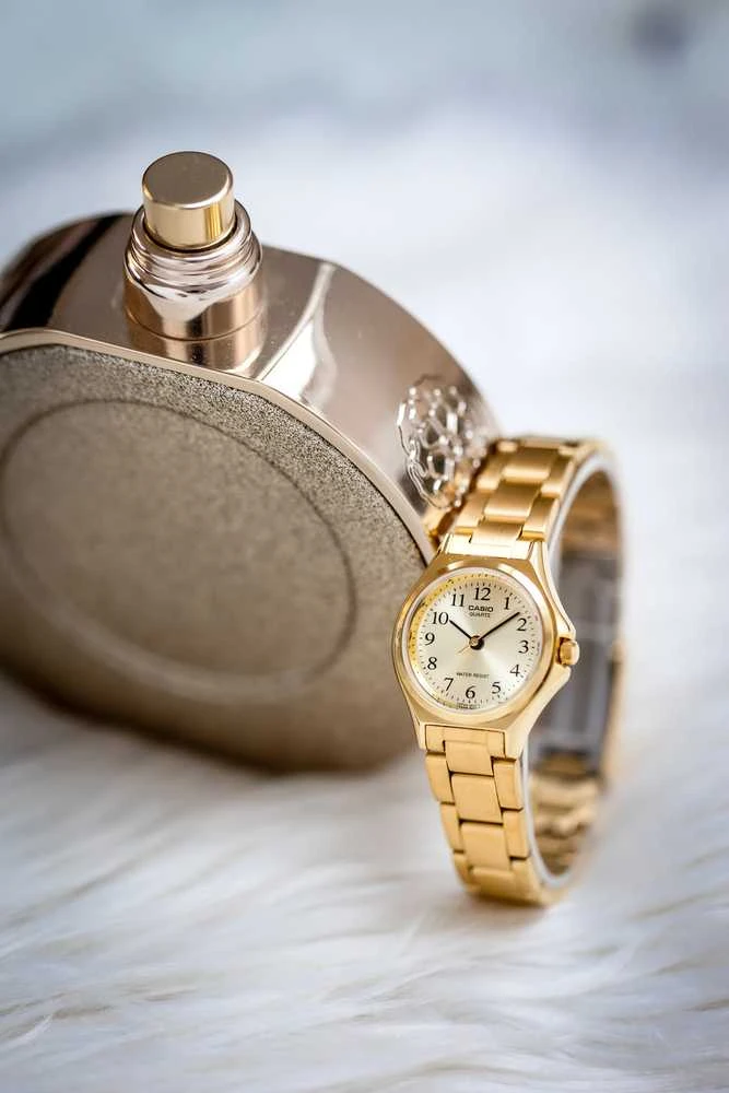 CASIO LTP-1130N-9B moteriškas laikrodis (zd592b) + dėžutė