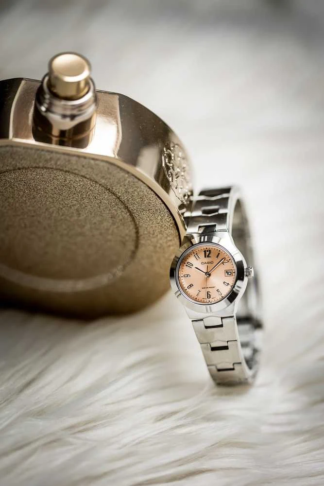 CASIO MOTERIŠKAS LAIKRODIS LTP-1241D-4A3 + DĖŽUTĖ