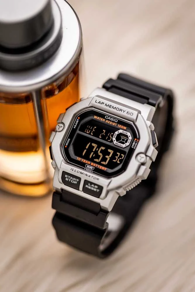 CASIO Sports WS-1400H-1B VYRIŠKAS LAIKRODIS + DĖŽĖ