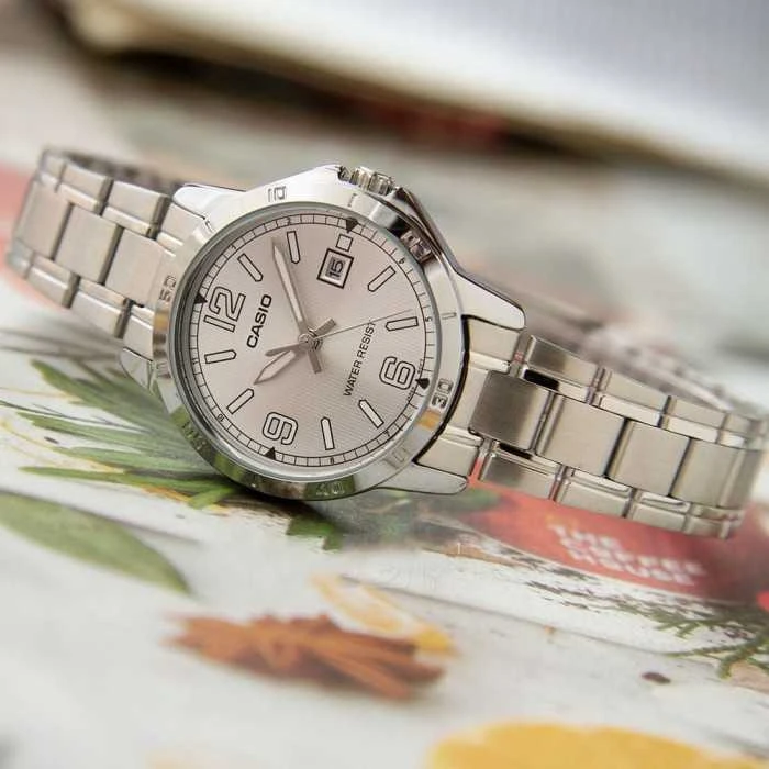 Laikrodis Casio Collection LTP-V004D-7B2 + DĖŽUTĖ