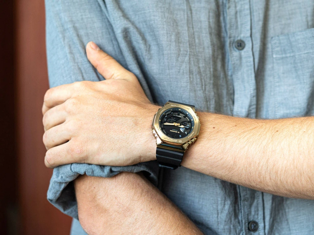 Laikrodis Casio G-SHOCK ORIGIN GM-2100G-1A9ER METAL COVERED