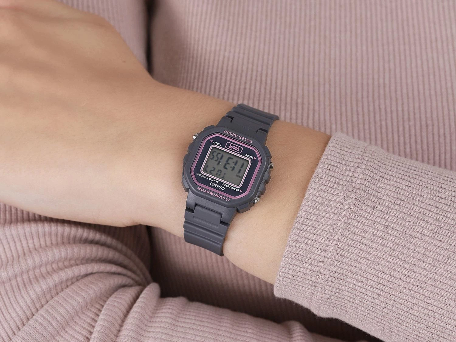 Laikrodis CASIO LA-20WH-8ADF KIDS WATCH + BOX