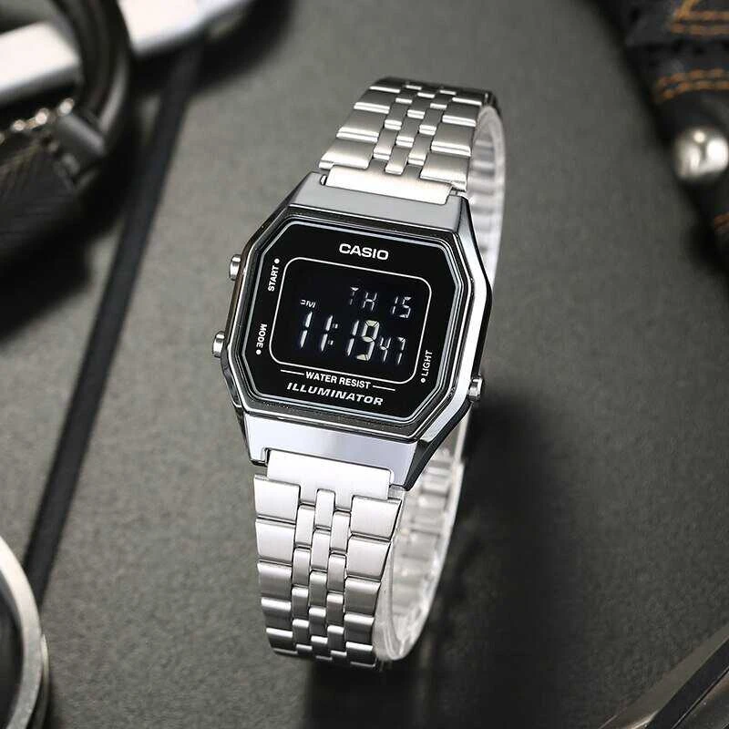 CASIO VINTAGE LA680WA-1 MOTERINIS LAIKRODIS (zd631a) + DĖŽUTĖ