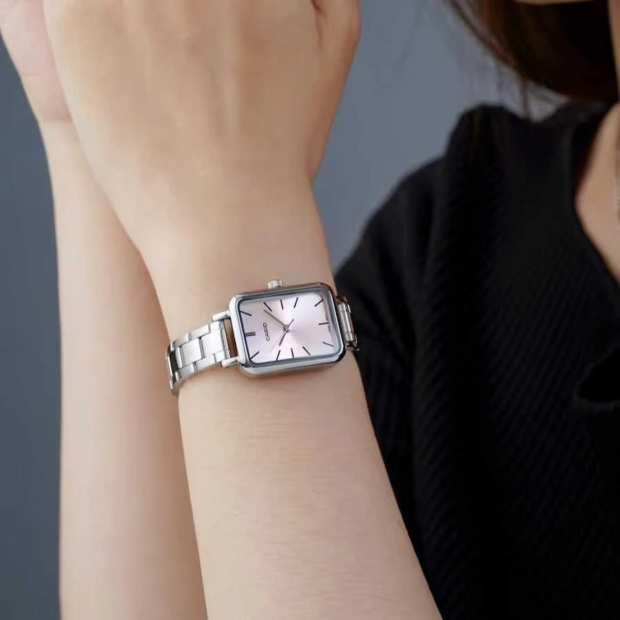 Laikrodis CASIO WOMEN'S WATCH LTP-V009D-4E + BOX