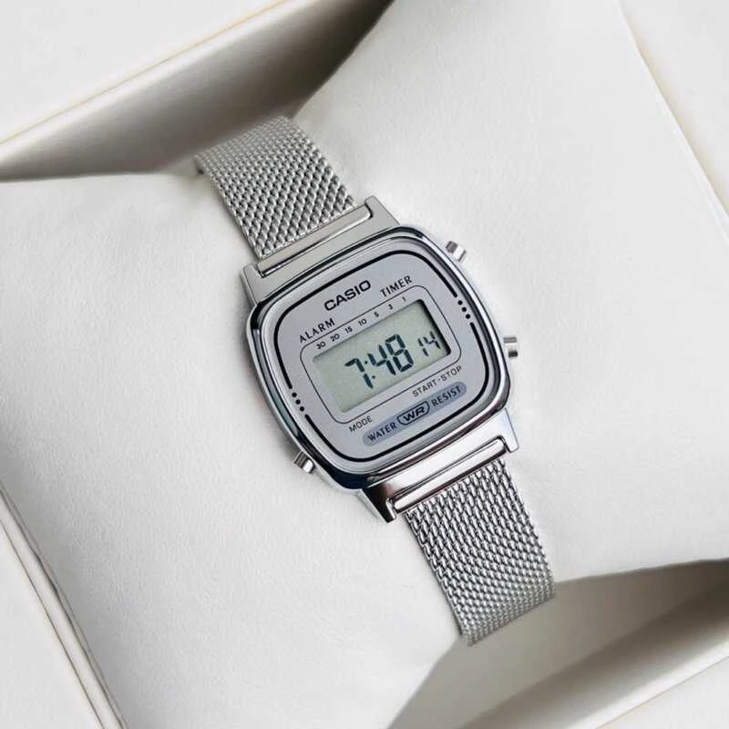Laikrodis Casio LA670WEM-7EF