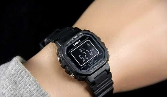 Laikrodis CASIO LA-20WH-1BDF KIDS WATCH + BOX