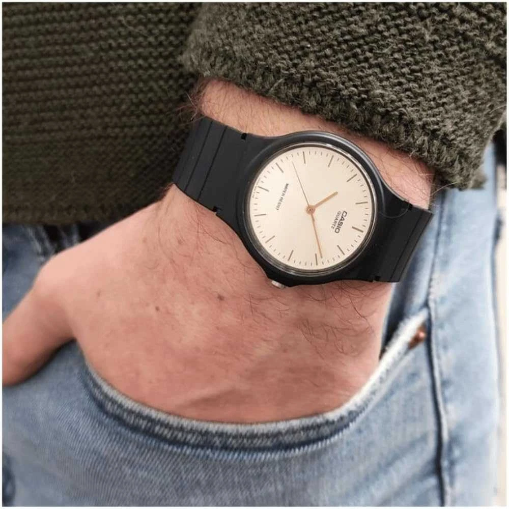 Laikrodis Unisex Casio MQ-24-7E2LDF