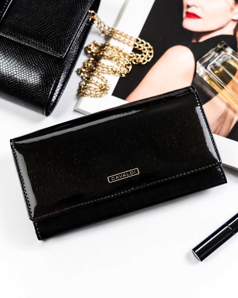 4U Cavaldi Portfel damski sk&oacute;ra+PU PN28-LAK Juodas
