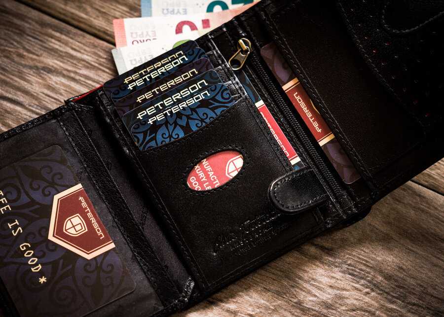 Piniginė vyrams Peterson PTN 333ZA