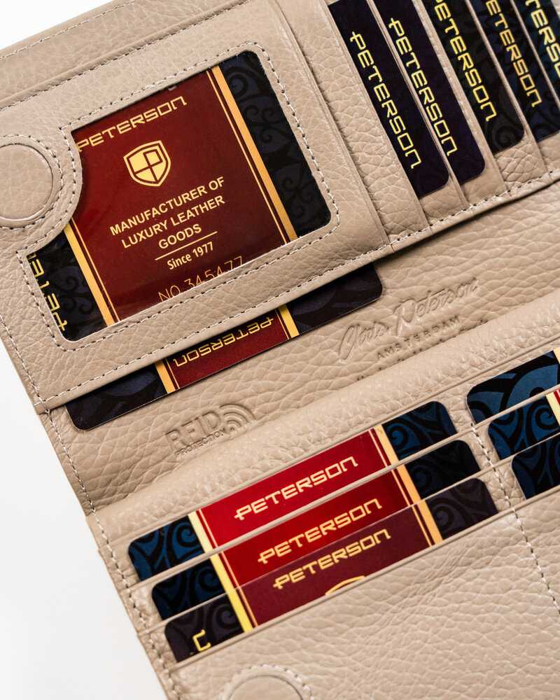 Piniginė moterims Peterson PTN 421431-SBR-BE