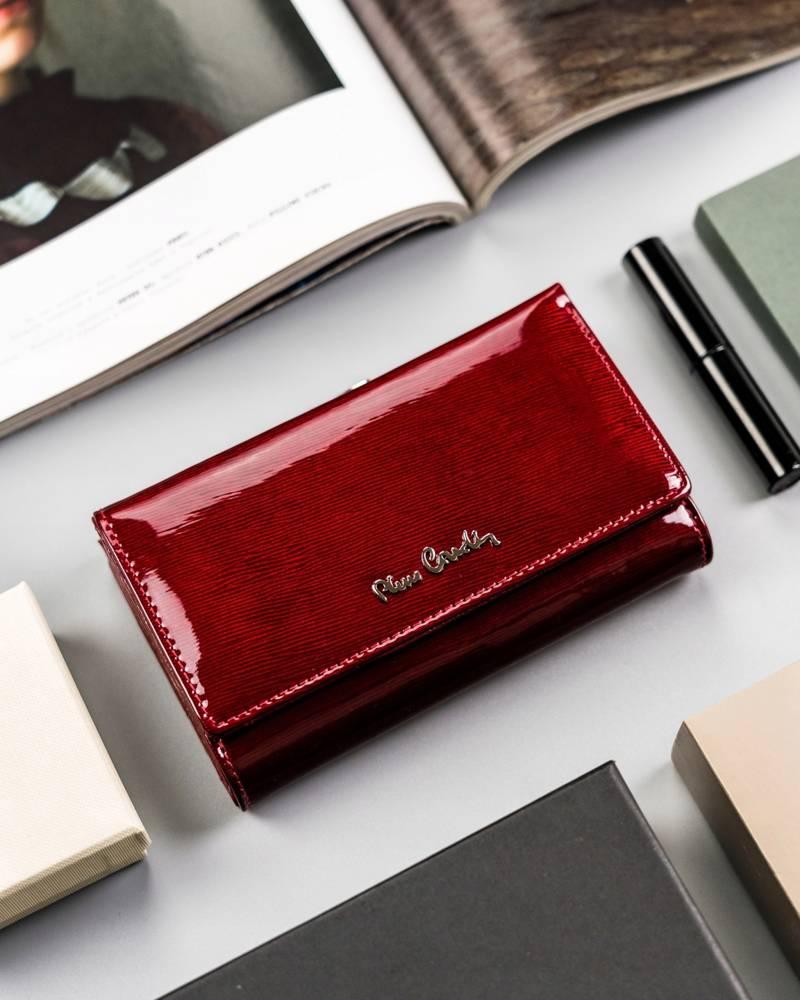 Moteriška piniginė Pierre Cardin 05 LINE 108